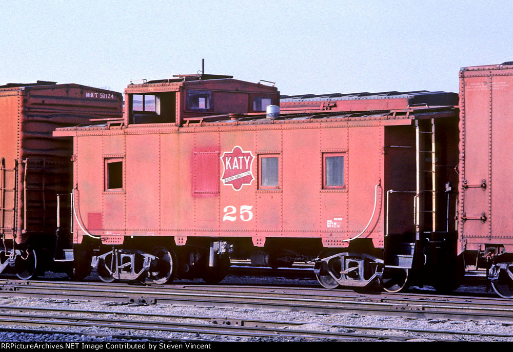 Katy caboose #25 in backshop area.